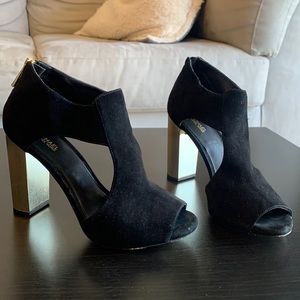 Michael Kors Peep Toe Heels Size 7